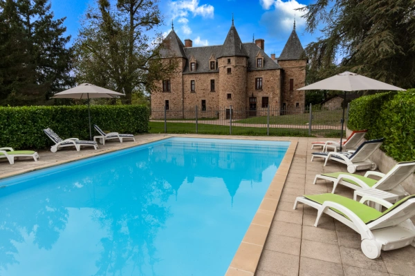 Zwembad | Château de Bussolles